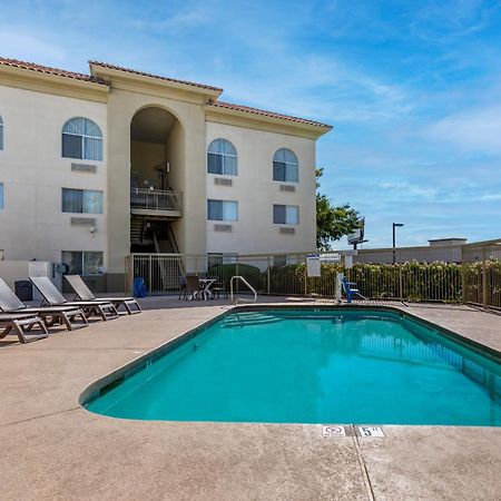 Comfort Inn & Suites Phoenix North - Deer Valley Екстер'єр фото