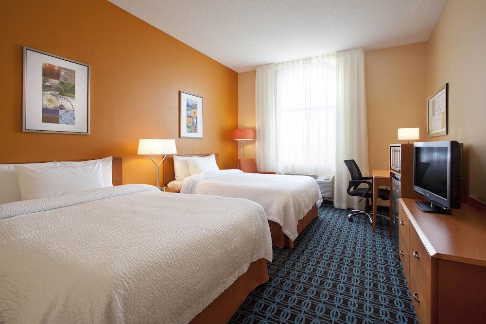 Comfort Inn & Suites Phoenix North - Deer Valley Екстер'єр фото