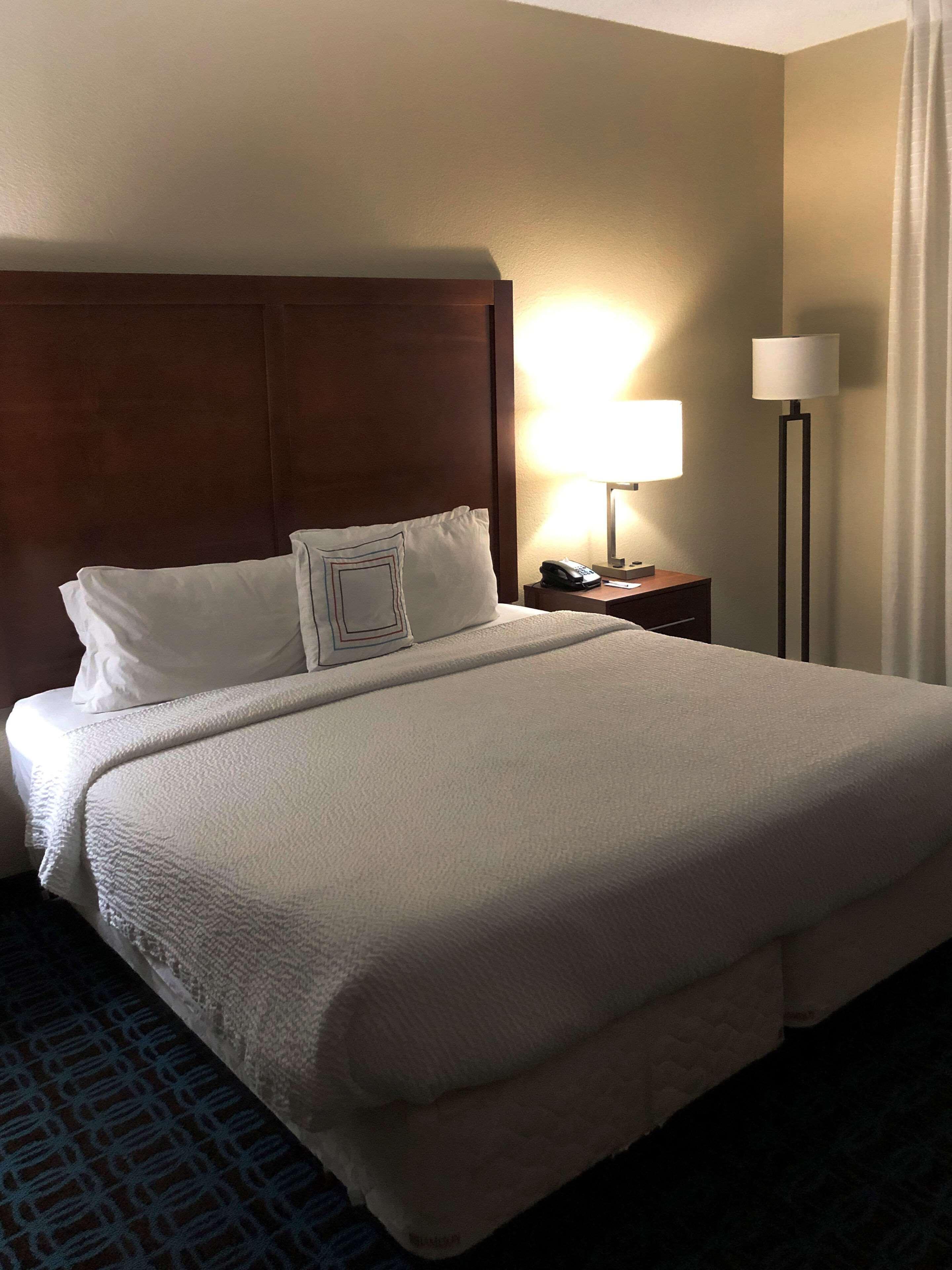 Comfort Inn & Suites Phoenix North - Deer Valley Екстер'єр фото