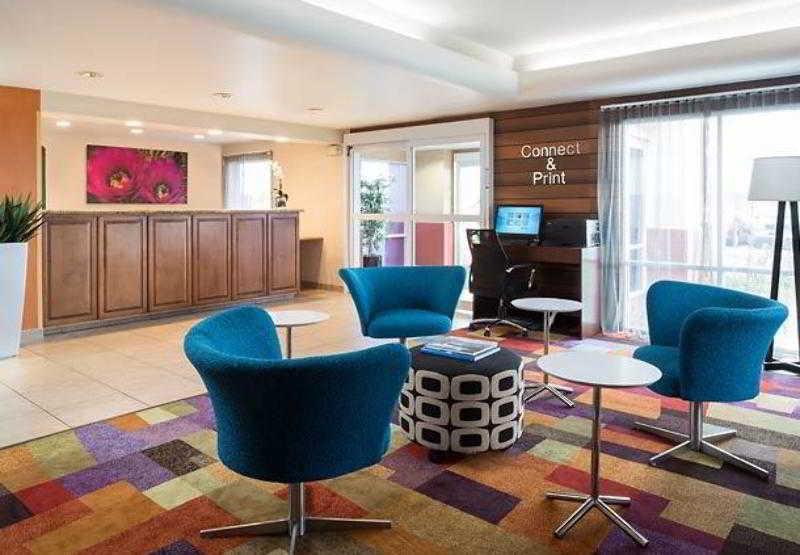 Comfort Inn & Suites Phoenix North - Deer Valley Екстер'єр фото