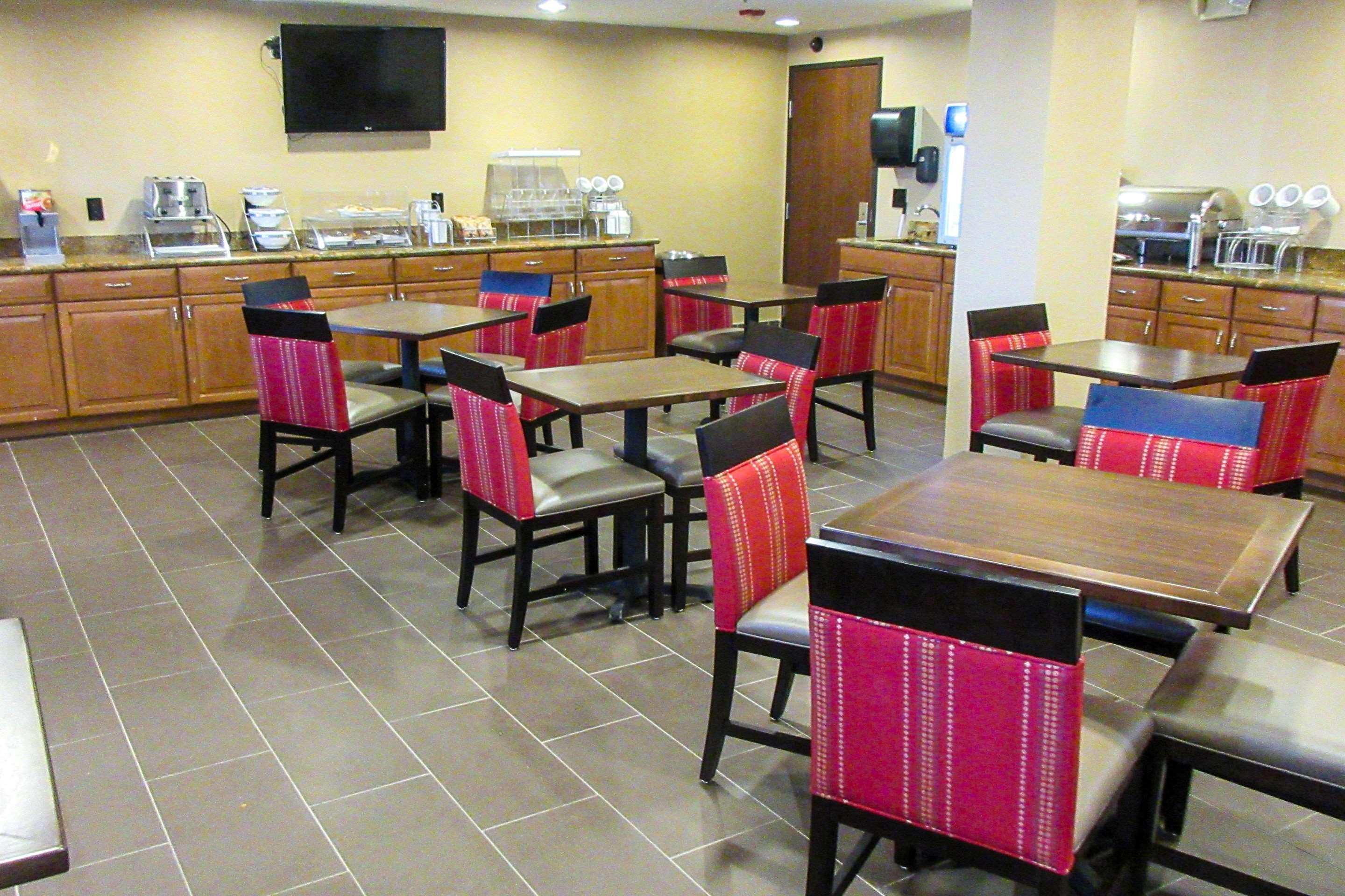 Comfort Inn & Suites Phoenix North - Deer Valley Екстер'єр фото