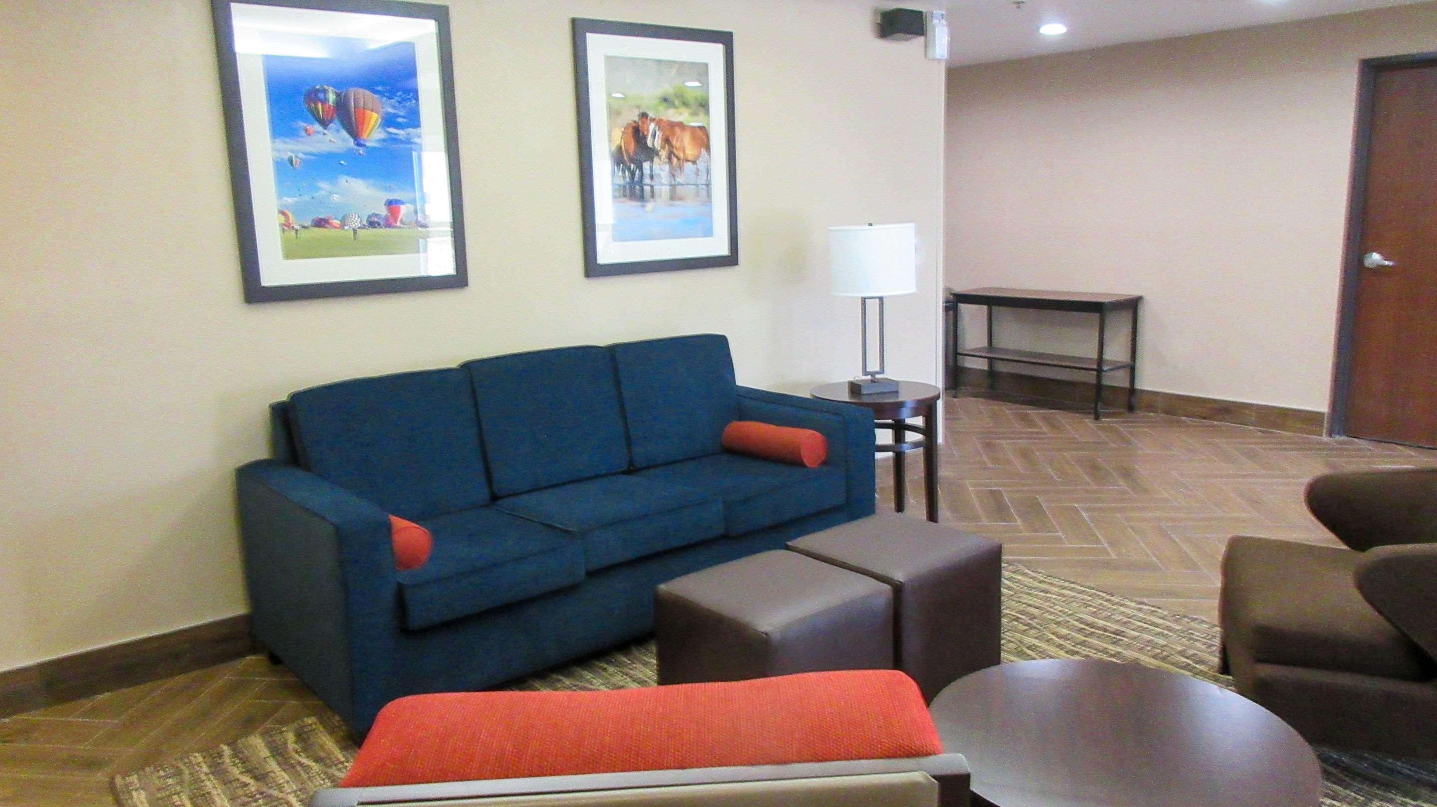 Comfort Inn & Suites Phoenix North - Deer Valley Екстер'єр фото