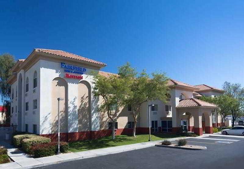 Comfort Inn & Suites Phoenix North - Deer Valley Екстер'єр фото