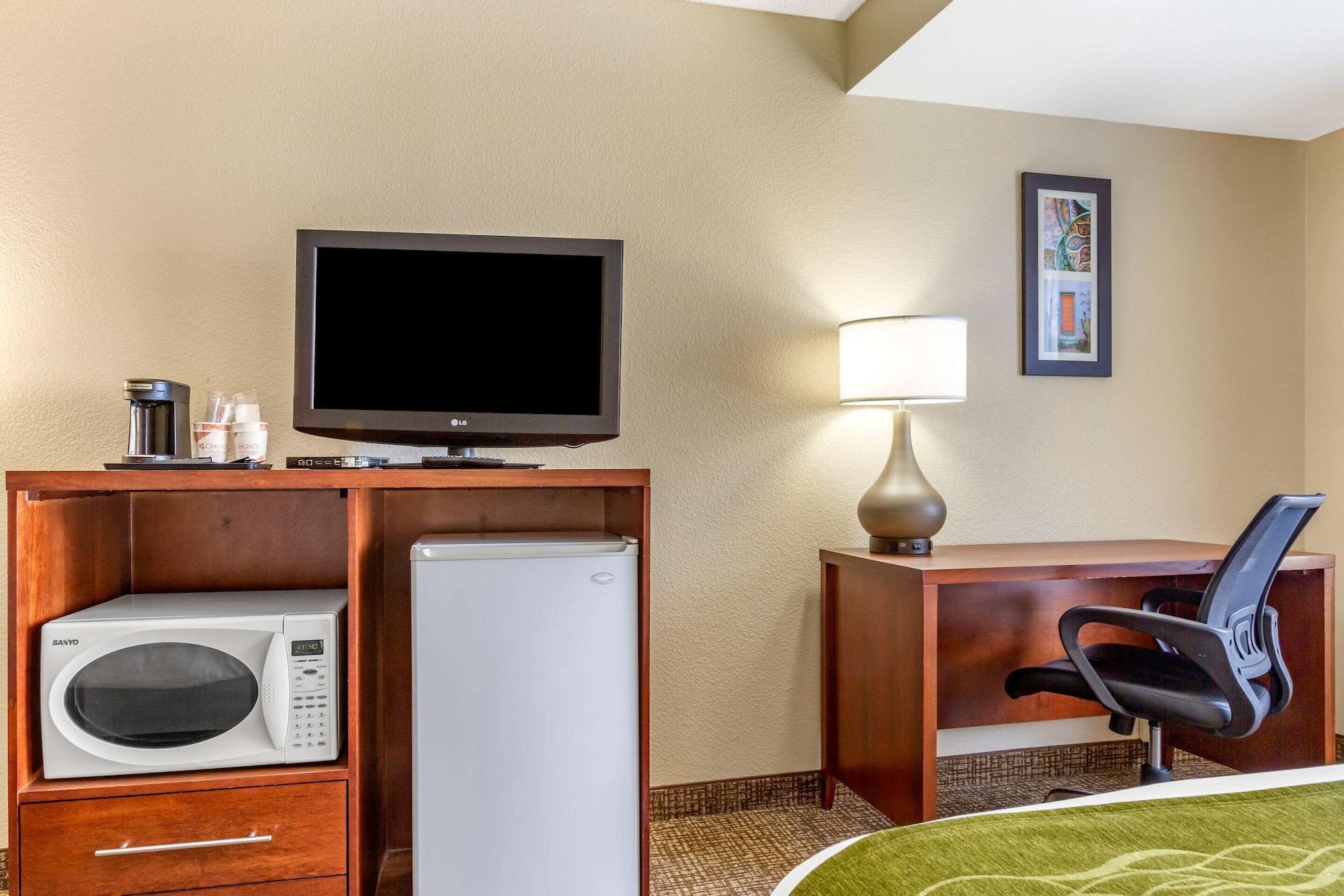 Comfort Inn & Suites Phoenix North - Deer Valley Екстер'єр фото