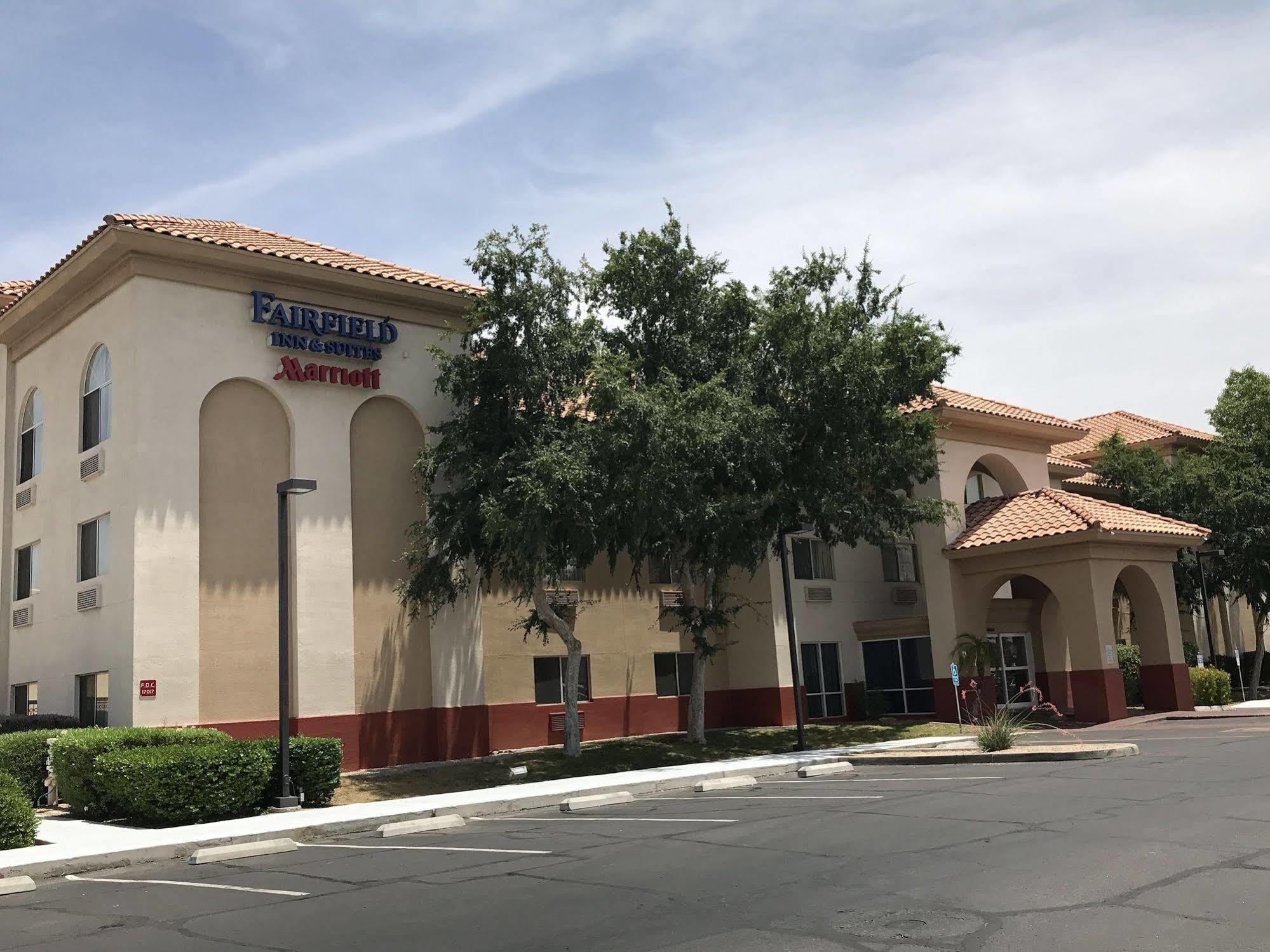 Comfort Inn & Suites Phoenix North - Deer Valley Екстер'єр фото